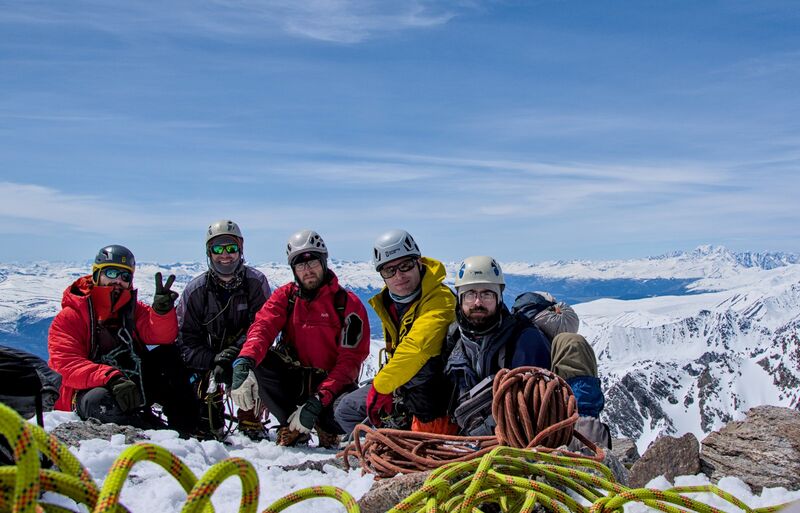 Файл:Chuyskiy peak 2024 group.jpg