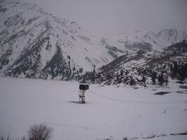 Рис. 2. Большое Алматинское озеро.