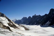 Ледник Толстого