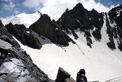 Фото 50. Последние метры подъема на пер.Горная Фея (1Б).