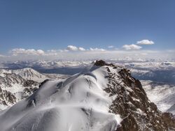 Вид с Ольги Западной на Ольгу Восточную