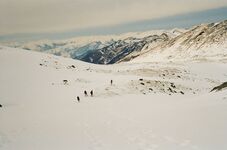 Спуск с перевала Аккем в долину реки Кучерла.