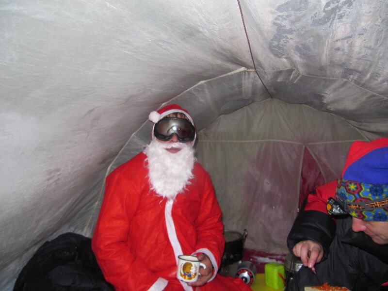 Файл:Файл-AbildaevIV1112 Santa.JPG