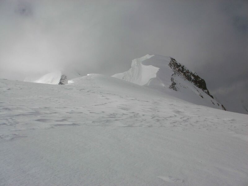 Файл:Pamir 10 Meshkov ViewOnPaustovskiyPeak.jpg