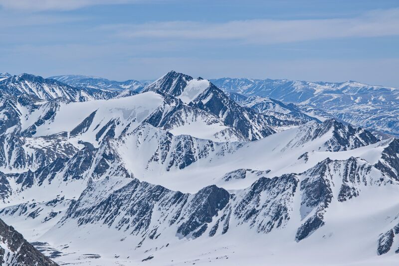 Файл:Chuyskiy peak 2024 Ilyas.jpg