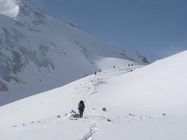 Рис. 9. Путь по лед. Молодежный, после спуск с пер. Молодежный Северный (1Б).