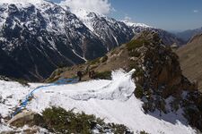 Рис. 14 Спуск с пер. Капальский в долину реки Кора