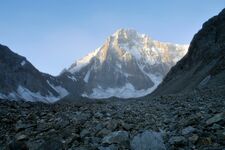 Пик Кшемыш-Баши (5282 м)