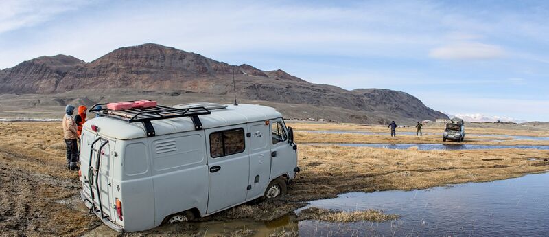 Файл:Iiktu-2025 Bukhanka stuck.jpg