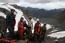 "И каждый день Show на bis, Это не сны, это стриптиз!"