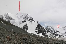 вид с лед. Сатпаева пик Лавинный