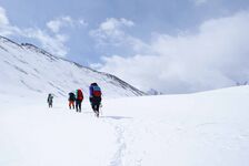 Рисунок 32 Начало спуска с перевала Байконур в направлении р. Правой Билюты